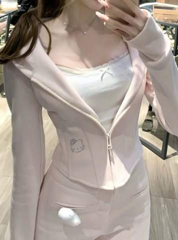 Canada-Pink Suit-1116