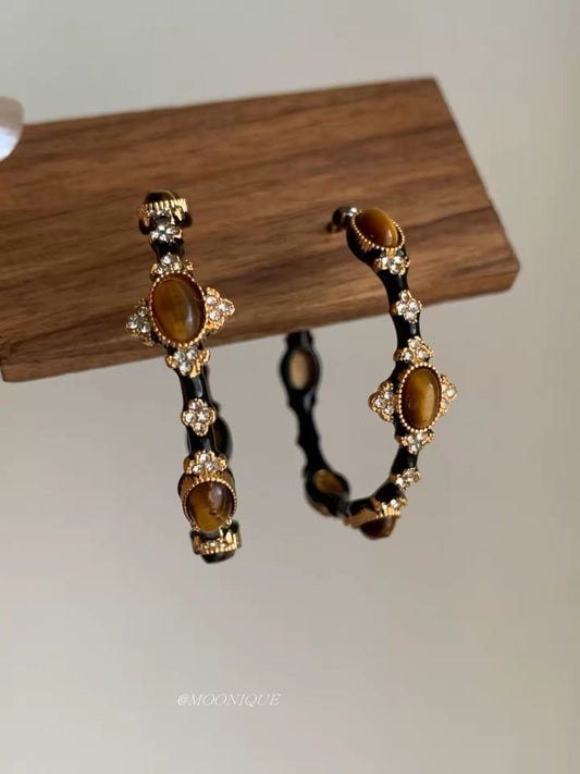 Big hoop earrings-0709