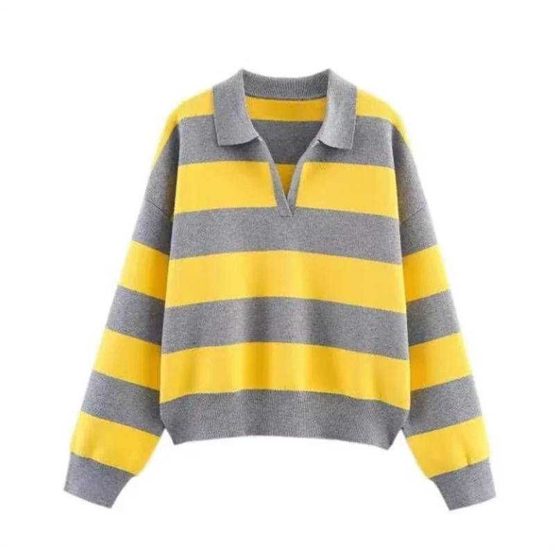 Canada-Yellow sweater-0428