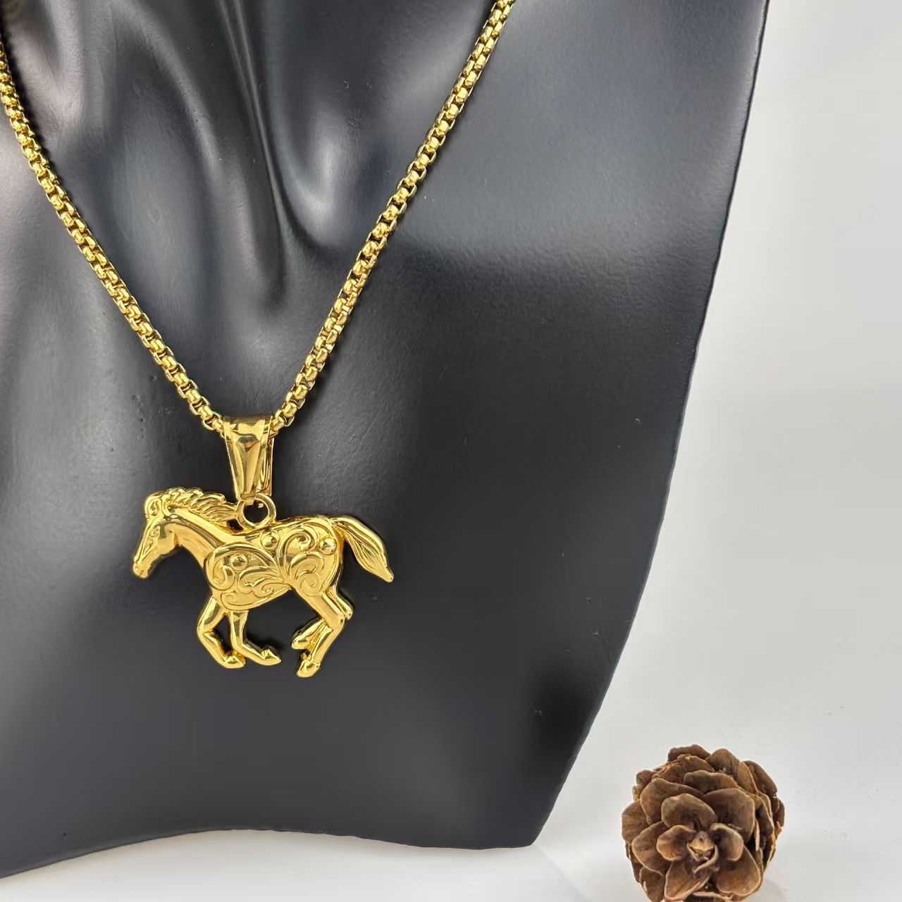 USA-Pony Necklace-0104