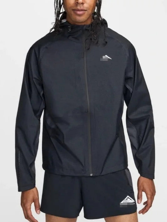 France-Black Jacket-0109